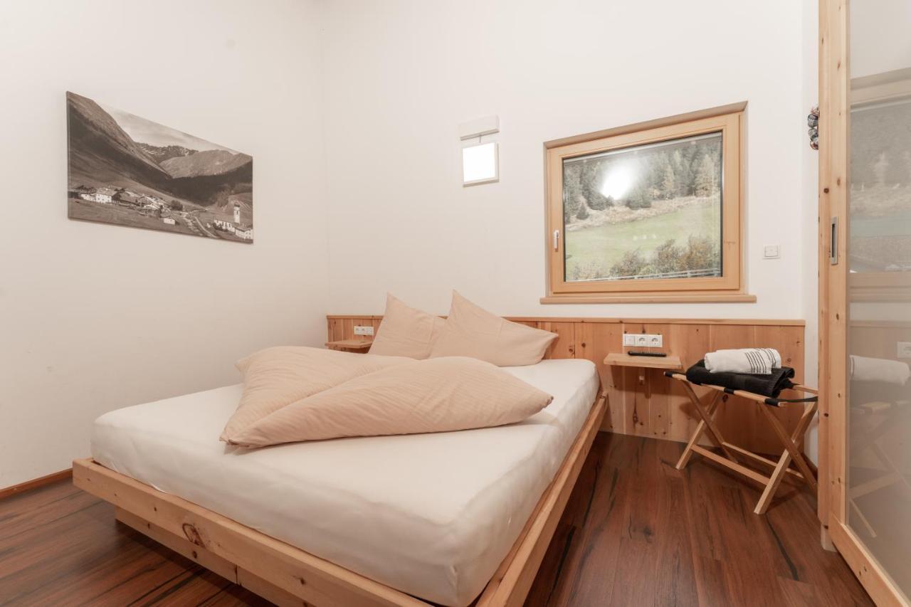 Aparthotel Ambiente Umhausen Bagian luar foto