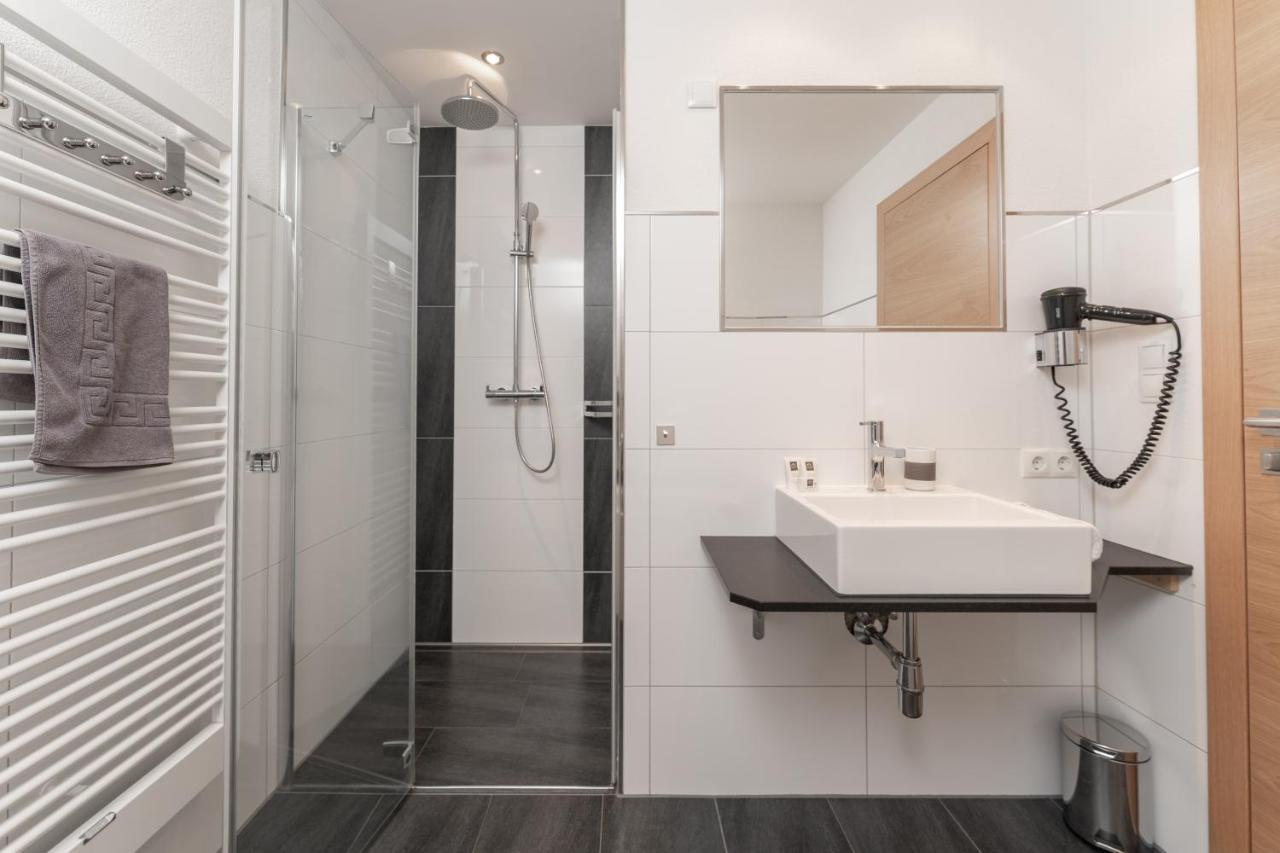 Aparthotel Ambiente Umhausen Bagian luar foto