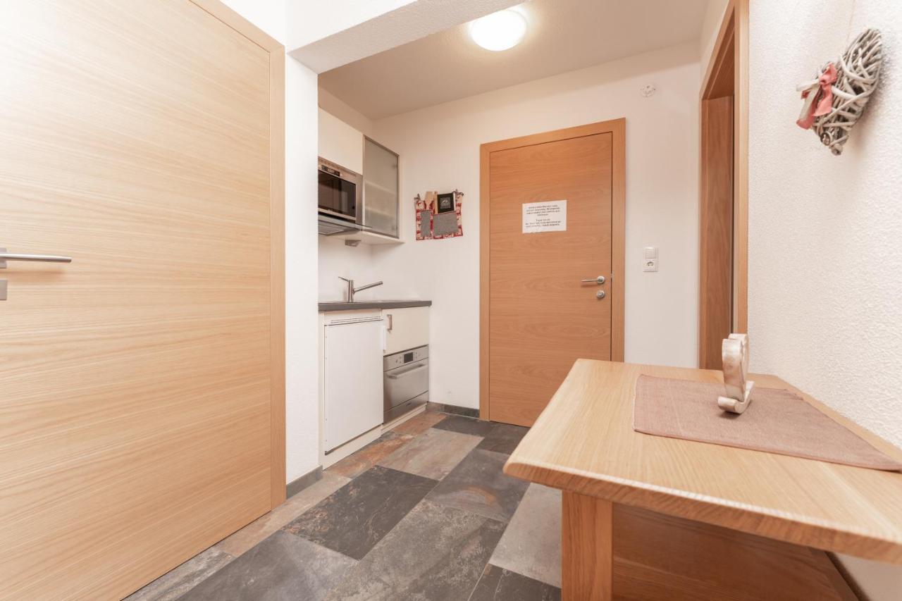 Aparthotel Ambiente Umhausen Bagian luar foto