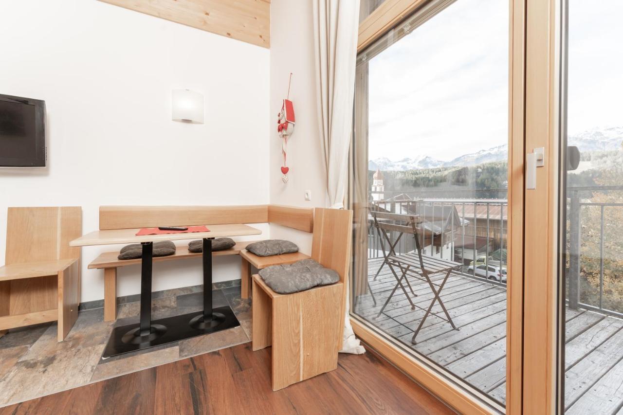 Aparthotel Ambiente Umhausen Bagian luar foto