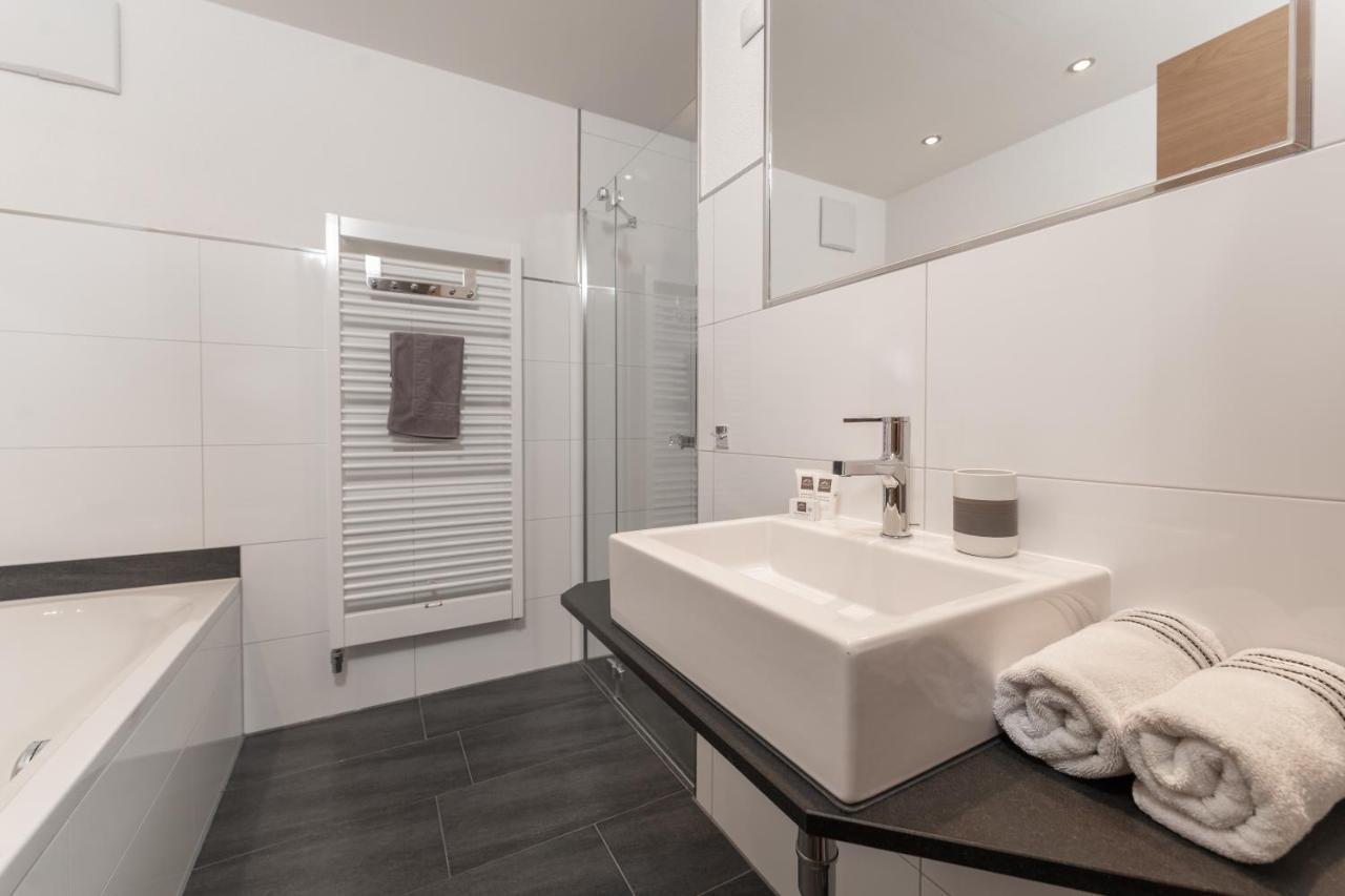 Aparthotel Ambiente Umhausen Bagian luar foto