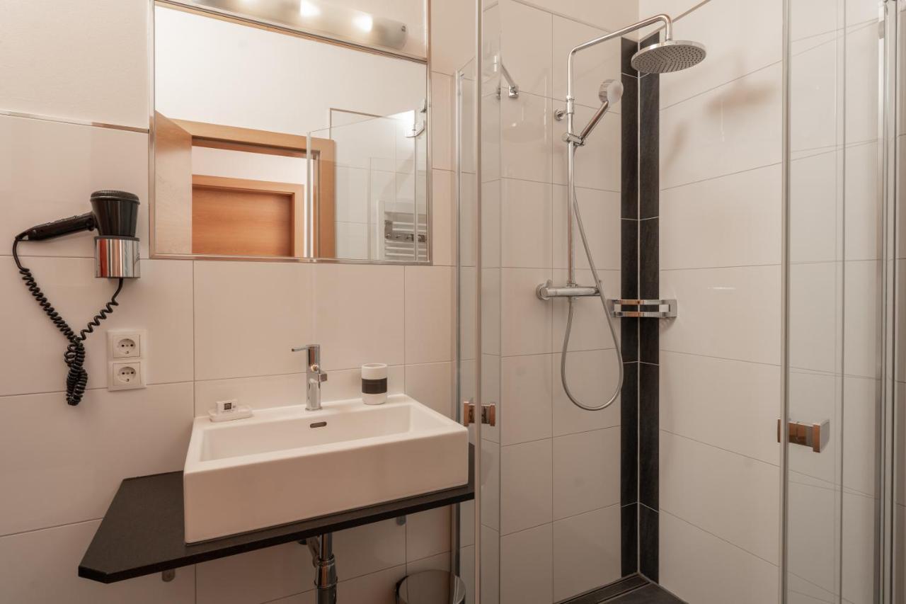 Aparthotel Ambiente Umhausen Bagian luar foto