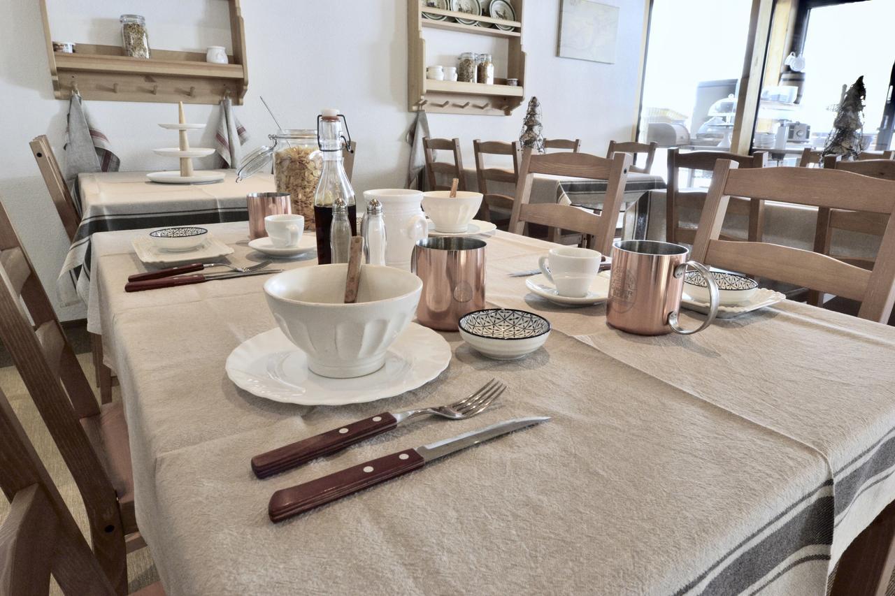 Aparthotel Ambiente Umhausen Bagian luar foto